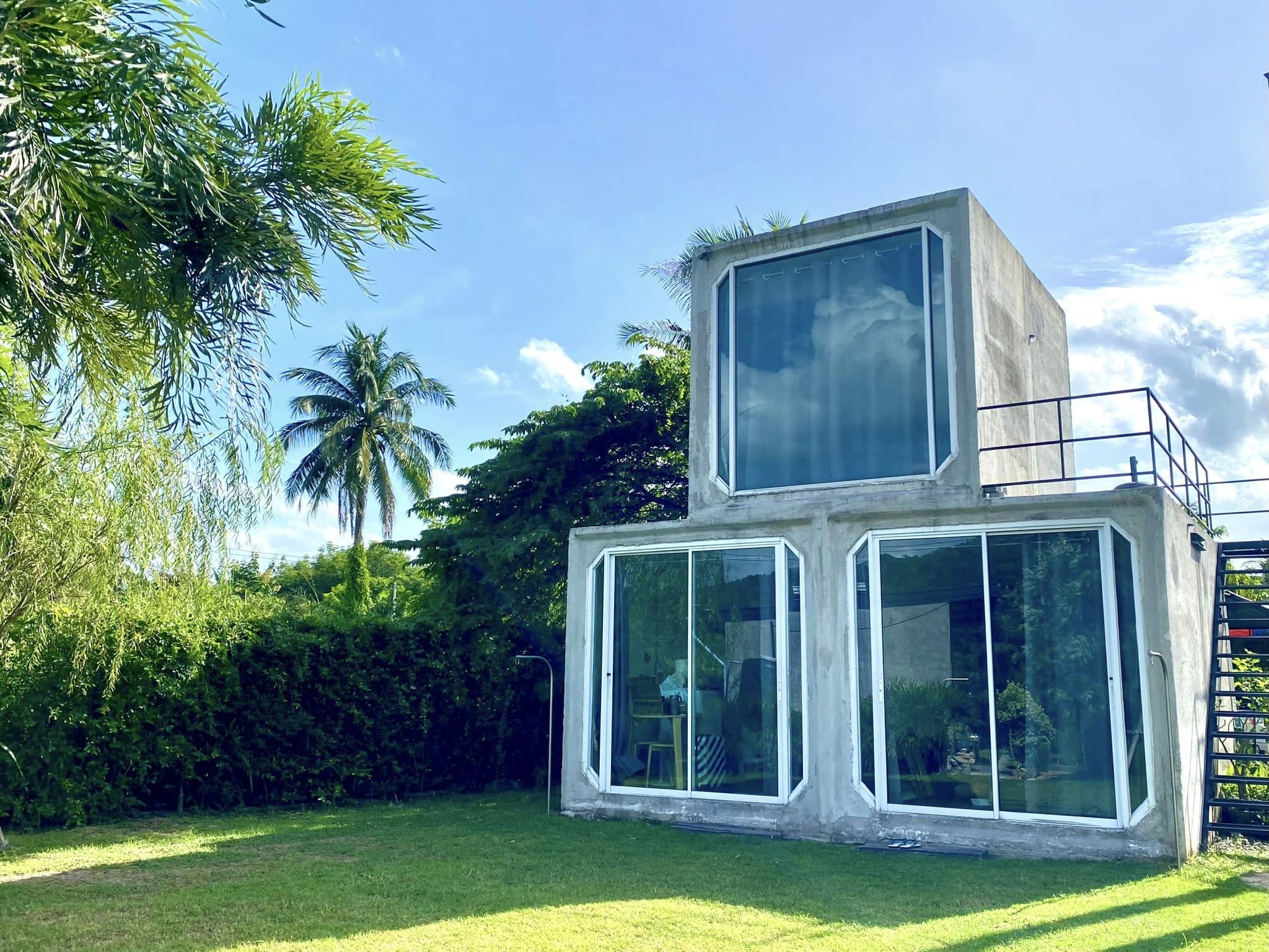 บรรยากาศภายนอกห้องกระจก-1